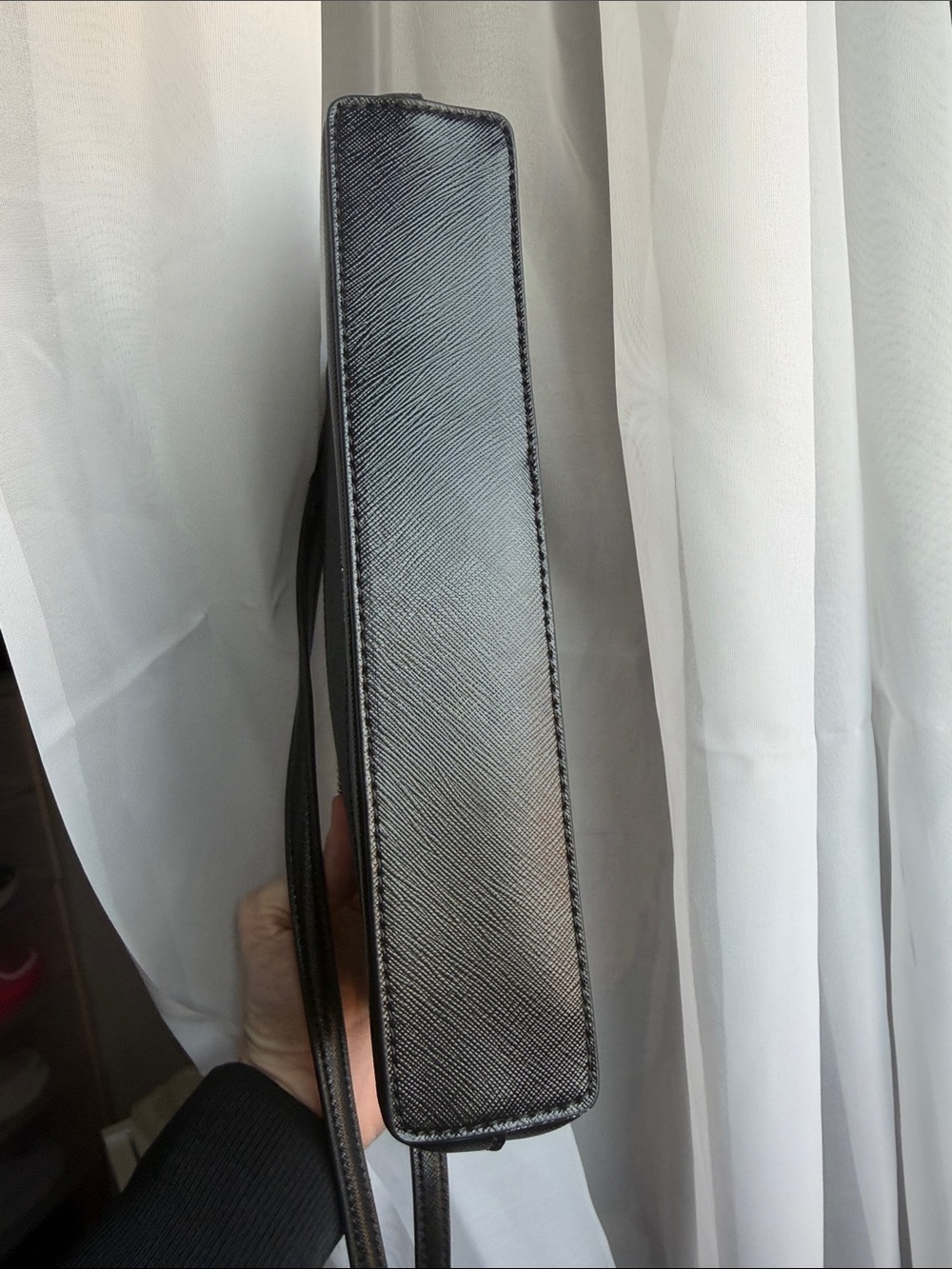 Kate Spade Glitter Crossbody - Picture 5 of 8
